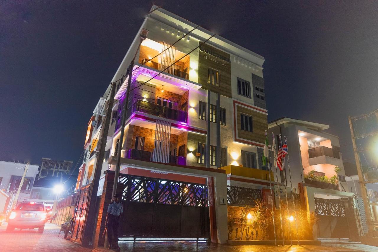 God'S Touch Apartments Remi Fani Kayode Gra. Ikeja Exteriör bild